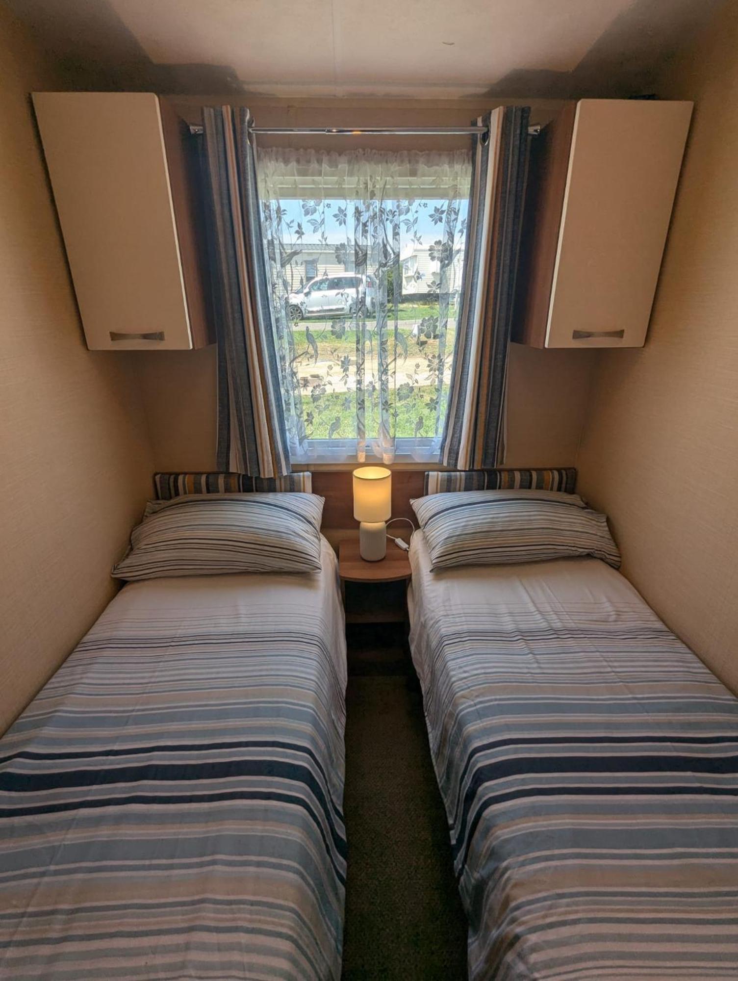 Lovely Family Dog Friendly Caravan On Littlesea Holiday Park Weymouth Haven Wyke Regis Buitenkant foto